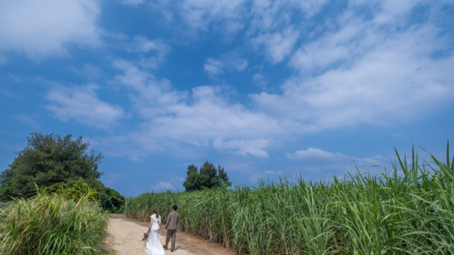 沖縄県恩納村のフォトウェディング(ビーチフォト)