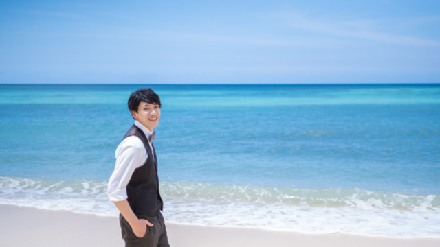 沖縄フォトウェディング(恩納村でのビーチフォト)