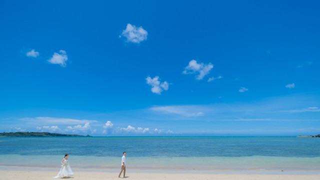 沖縄県恩納村のフォトウェディング(ビーチフォト)