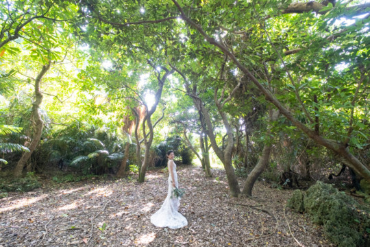 沖縄フォトウェディング(東の御嶽)