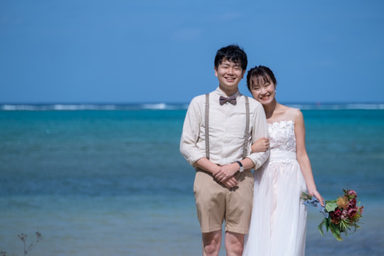 沖縄フォトウェディング(仲泊海岸)