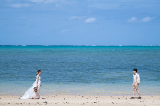沖縄フォトウェディング(仲泊海岸)
