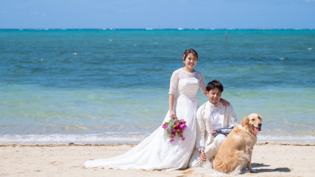 沖縄フォトウェディングのビーチフォト