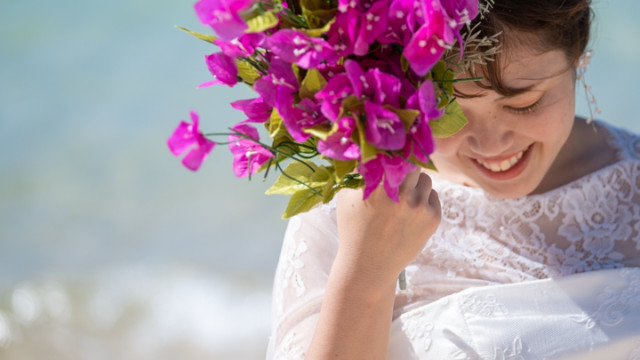 沖縄フォトウェディングのビーチフォト