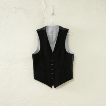ベスト①(黒)-M