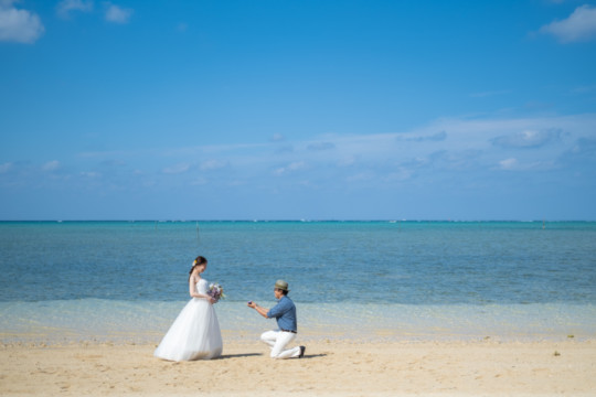 沖縄フォトウェディング(仲泊ビーチ)