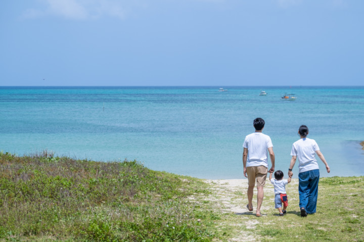 沖縄ファミリーフォト(仲泊海岸 )