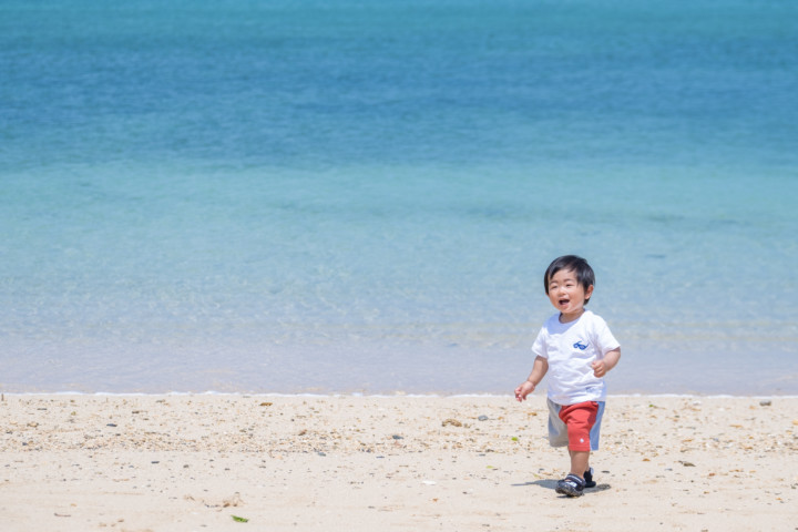 沖縄ファミリーフォト(仲泊海岸 )