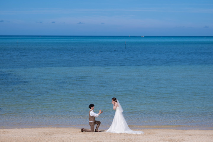 沖縄フォトウェディング(プロポーズシーン)