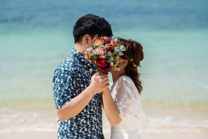 沖縄フォトウェディング(仲泊ビーチ)