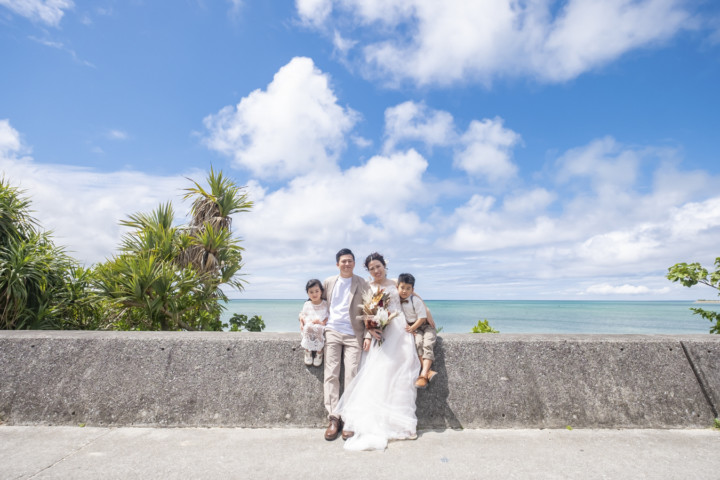 沖縄ファミリーフォトウェディング(仲泊海岸)