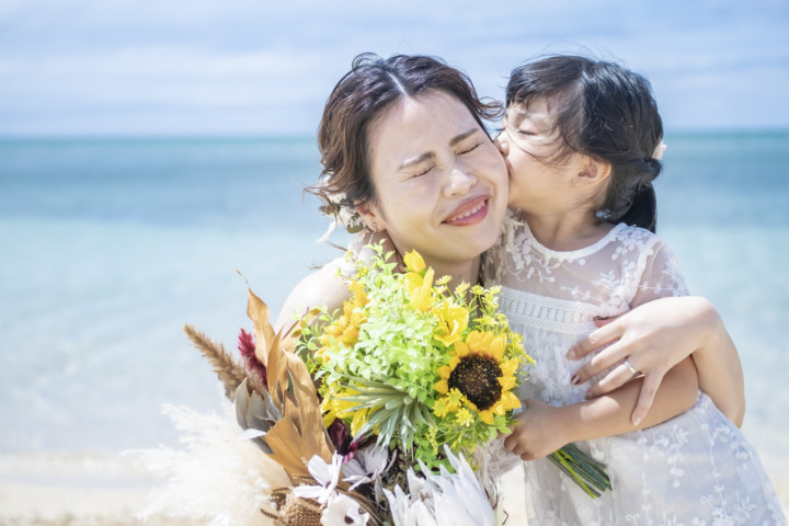 沖縄ファミリーフォトウェディング(仲泊海岸)