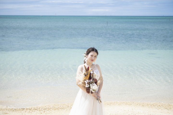 沖縄フォトウェディング(仲泊海岸)