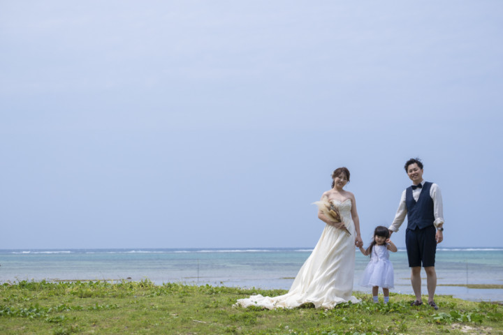 沖縄フォトウェディング 仲泊海岸