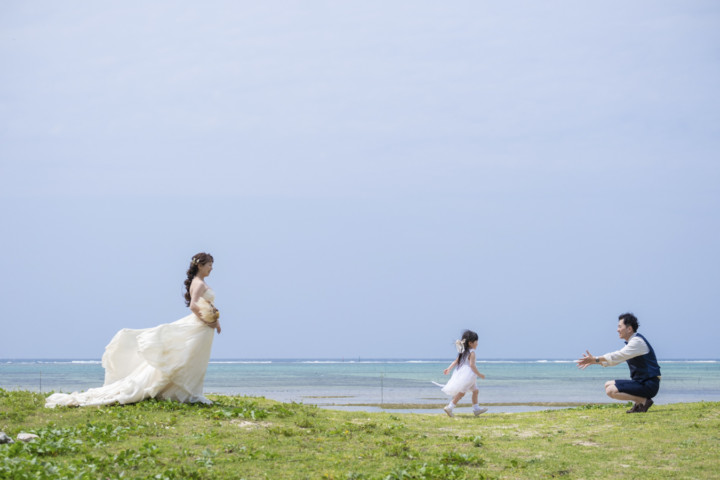 沖縄フォトウェディング 仲泊海岸