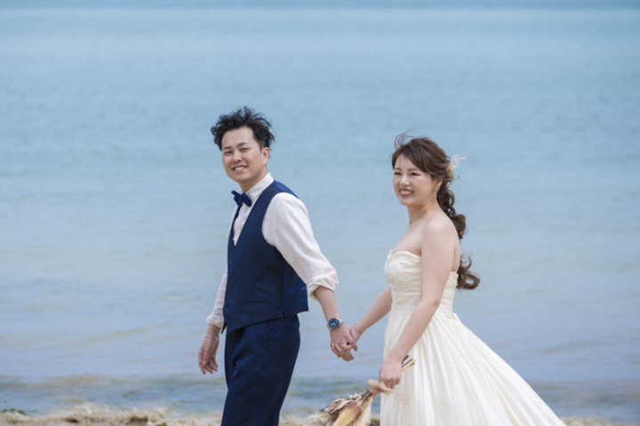 沖縄フォトウェディング 仲泊海岸
